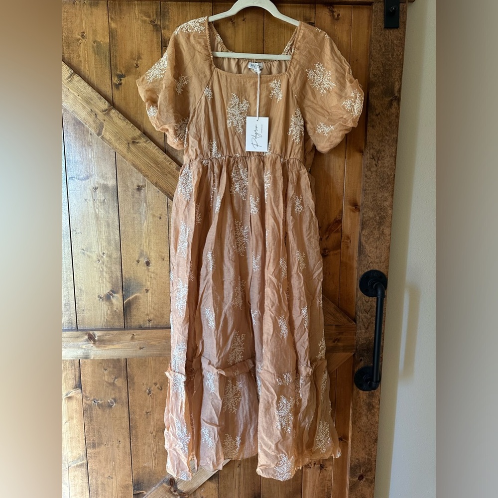 Women’s long dress NWT